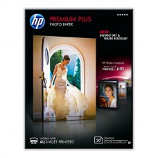 Фотобумага глянцевая HP Premium Plus Paper 300 г/м2, 13x18 cm, 20л (CR676A)