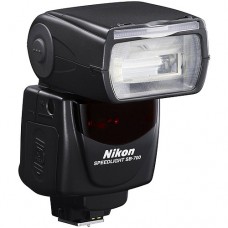 Nikon Speedlight SB-700 вспышка для фотоаппаратов Nikon